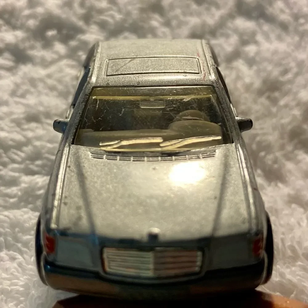Matchbox Mercedes Benz 600 SEL Gray 1992.
